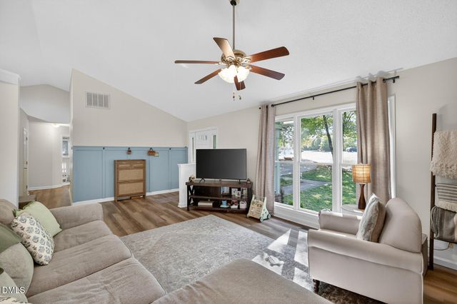 5801 Phillips Landing Drive, Wake Forest, NC 27587