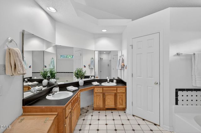 5801 Phillips Landing Drive, Wake Forest, NC 27587