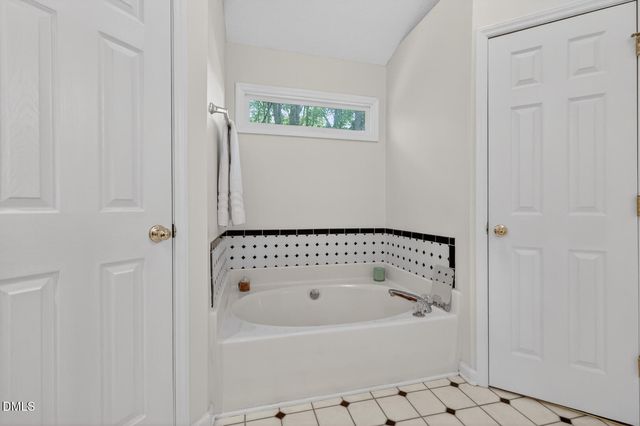 5801 Phillips Landing Drive, Wake Forest, NC 27587