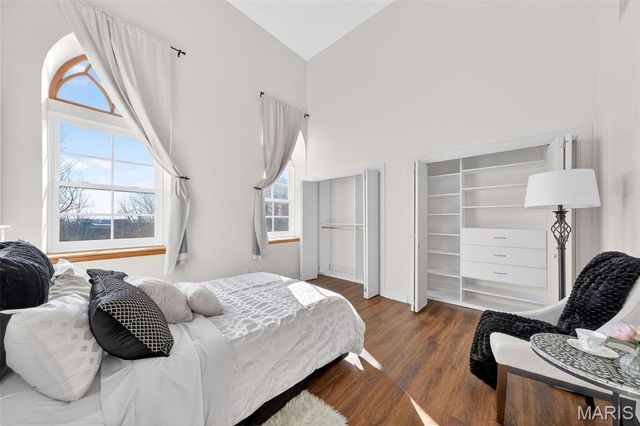 1621 S 11th Street D, St Louis, MO 63104