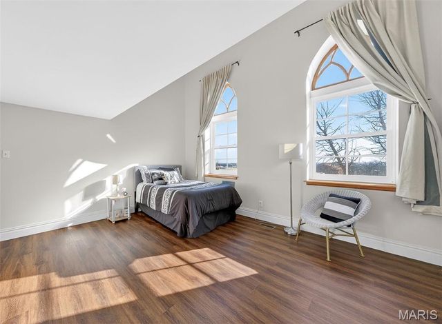 1621 S 11th Street D, St Louis, MO 63104