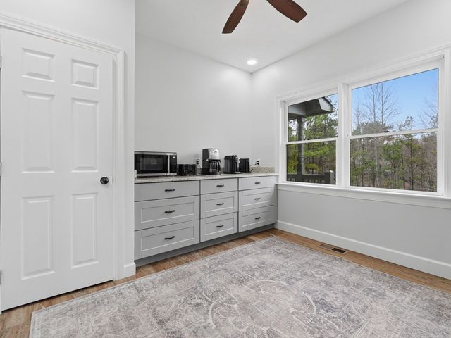 25 Walhala Trail, Blue Ridge, GA 30513