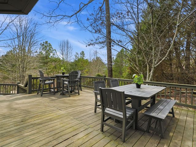 25 Walhala Trail, Blue Ridge, GA 30513