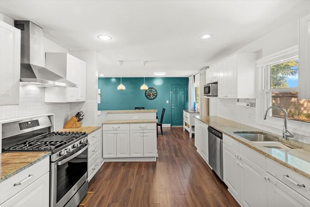 455 Mohave Street, Hoffman Estates, IL 60169