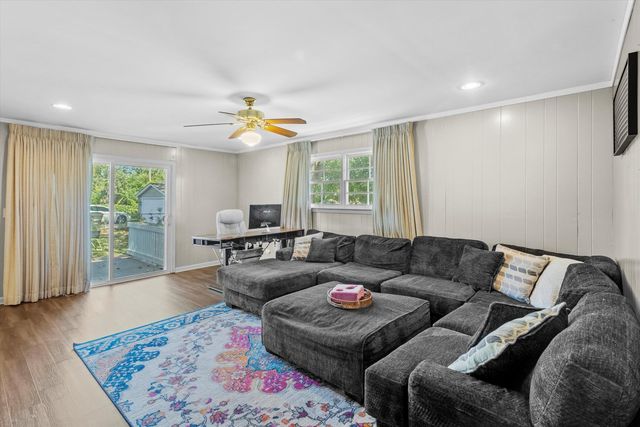 455 Mohave Street, Hoffman Estates, IL 60169