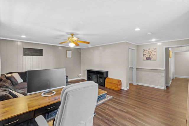 455 Mohave Street, Hoffman Estates, IL 60169