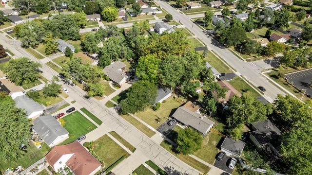 455 Mohave Street, Hoffman Estates, IL 60169