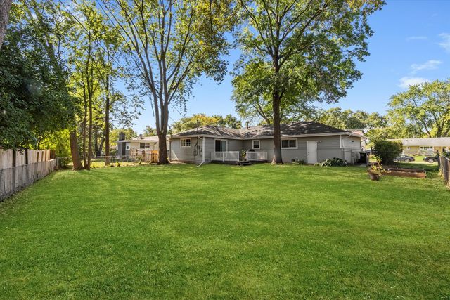 455 Mohave Street, Hoffman Estates, IL 60169