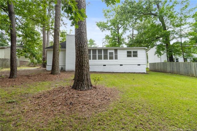 744 Buena Vista Drive, Fayetteville, NC 28311