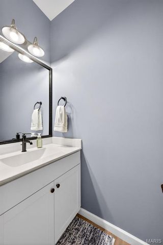 119 Hannahs Mill Drive, Lake St Louis, MO 63367