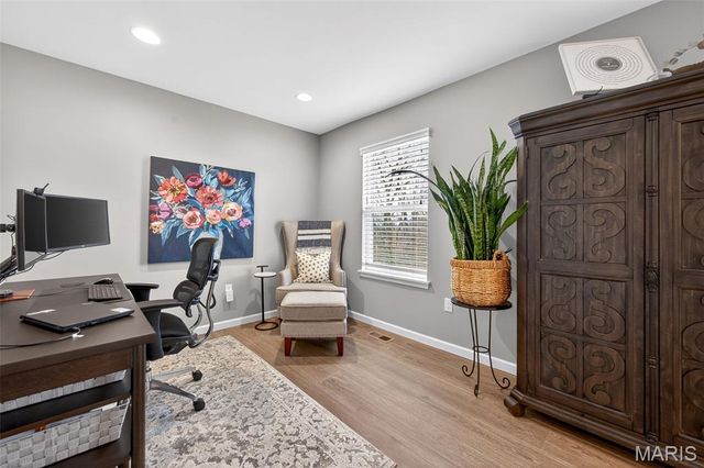 119 Hannahs Mill Drive, Lake St Louis, MO 63367