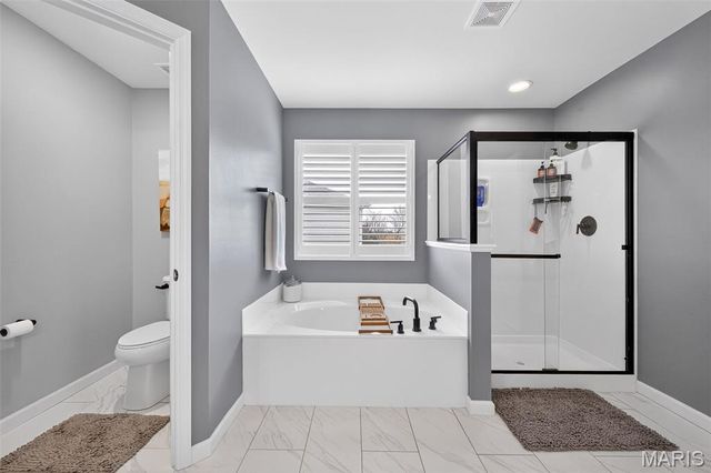 119 Hannahs Mill Drive, Lake St Louis, MO 63367