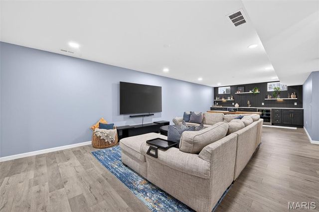 119 Hannahs Mill Drive, Lake St Louis, MO 63367