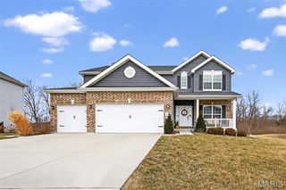 119 Hannahs Mill Drive, Lake St Louis, MO 63367