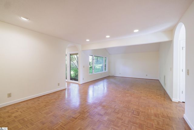 102 Old Salem Avenue, Greer, SC 29650