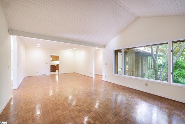 102 Old Salem Avenue, Greer, SC 29650