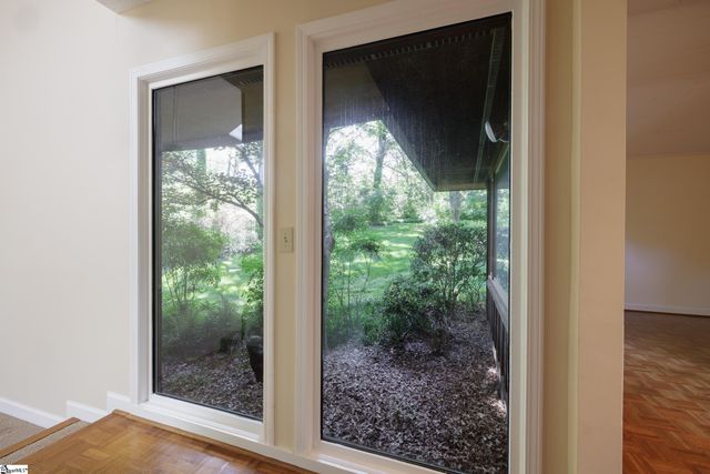 102 Old Salem Avenue, Greer, SC 29650