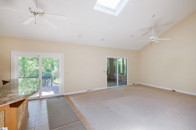 102 Old Salem Avenue, Greer, SC 29650