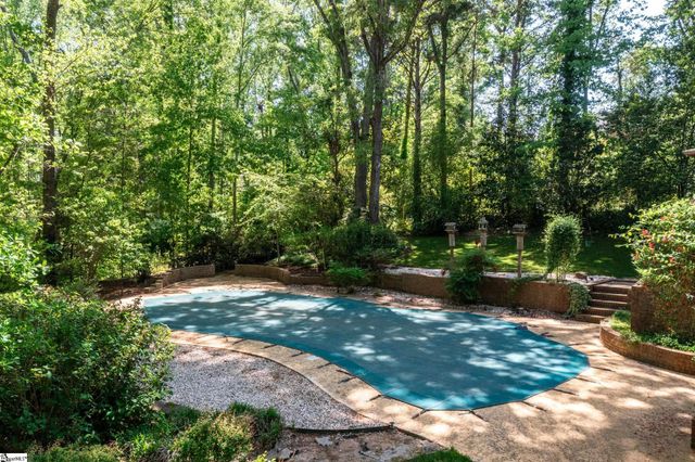 102 Old Salem Avenue, Greer, SC 29650