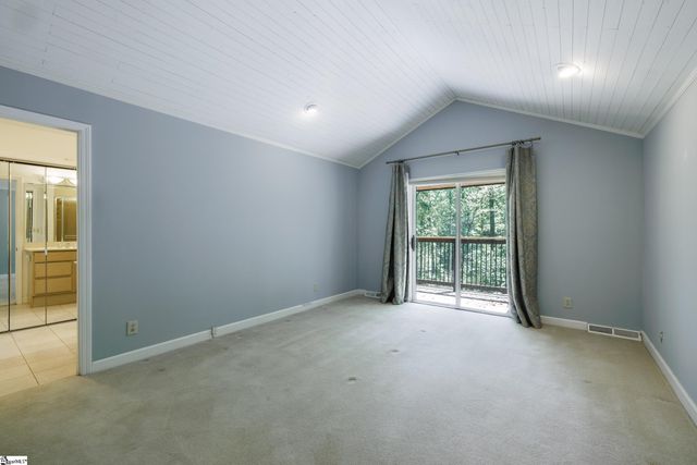 102 Old Salem Avenue, Greer, SC 29650