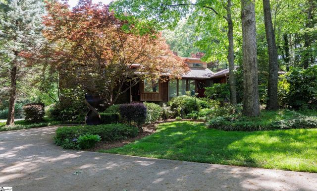 102 Old Salem Avenue, Greer, SC 29650