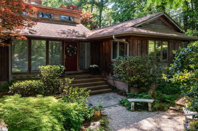 102 Old Salem Avenue, Greer, SC 29650