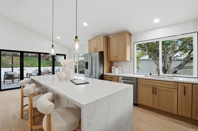 1103 Calle Christopher, Encinitas, CA 92024