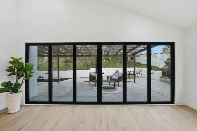 1103 Calle Christopher, Encinitas, CA 92024