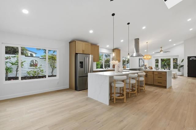 1103 Calle Christopher, Encinitas, CA 92024