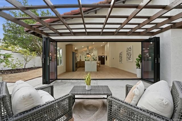 1103 Calle Christopher, Encinitas, CA 92024