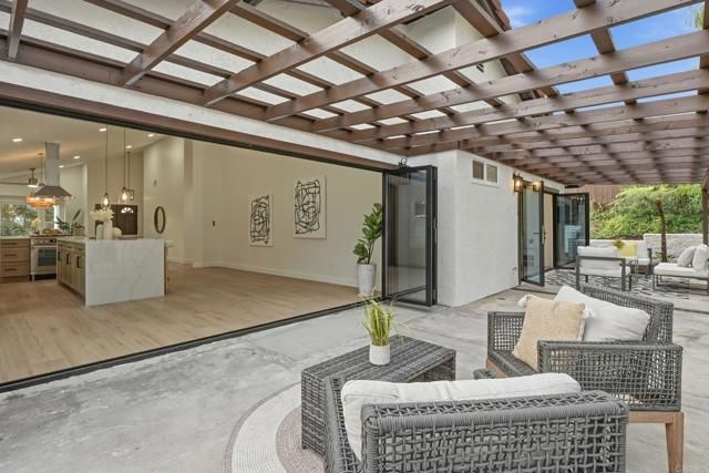 1103 Calle Christopher, Encinitas, CA 92024