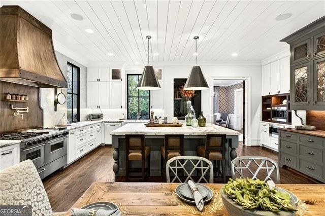 120 Burdette Trail, Atlanta, GA 30327