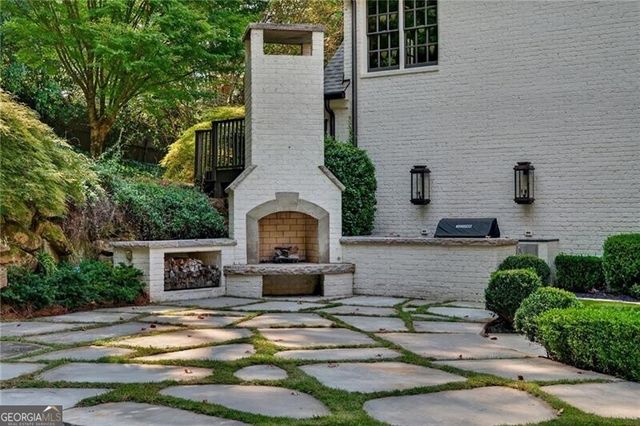 120 Burdette Trail, Atlanta, GA 30327