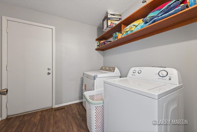 2937 Byron Center Avenue SW C, Wyoming, MI 49519