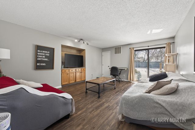 2937 Byron Center Avenue SW C, Wyoming, MI 49519