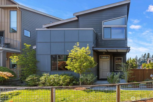 15822 13th Avenue W, Lynnwood, WA 98087