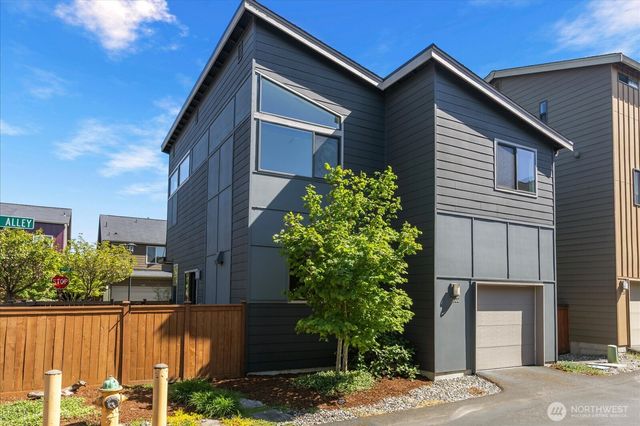 15822 13th Avenue W, Lynnwood, WA 98087