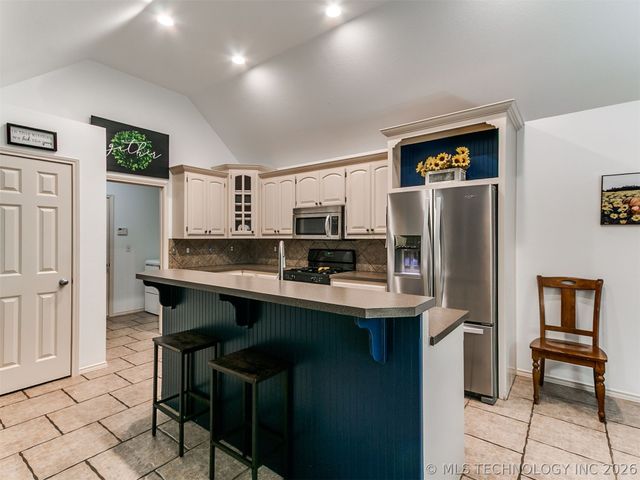 1001 W 120th Court S, Jenks, OK 74037