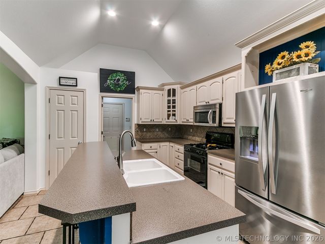 1001 W 120th Court S, Jenks, OK 74037