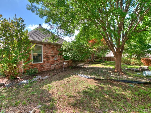 1001 W 120th Court S, Jenks, OK 74037
