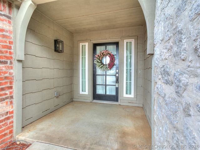 1001 W 120th Court S, Jenks, OK 74037