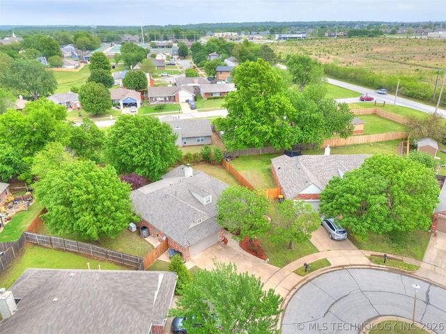 1001 W 120th Court S, Jenks, OK 74037