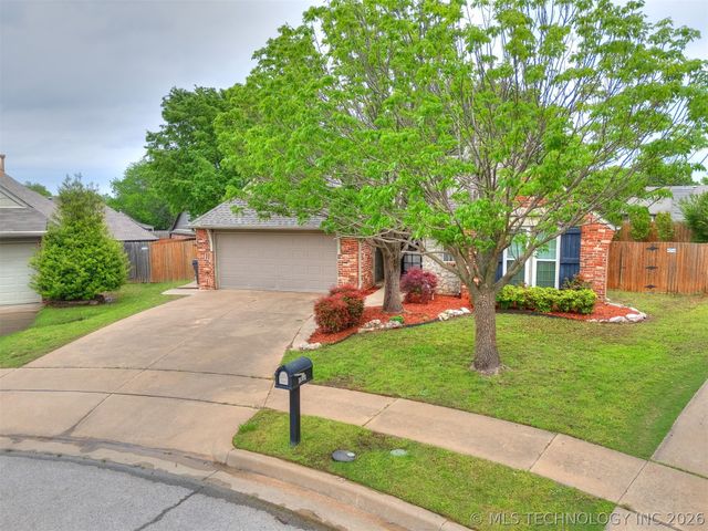 1001 W 120th Court S, Jenks, OK 74037