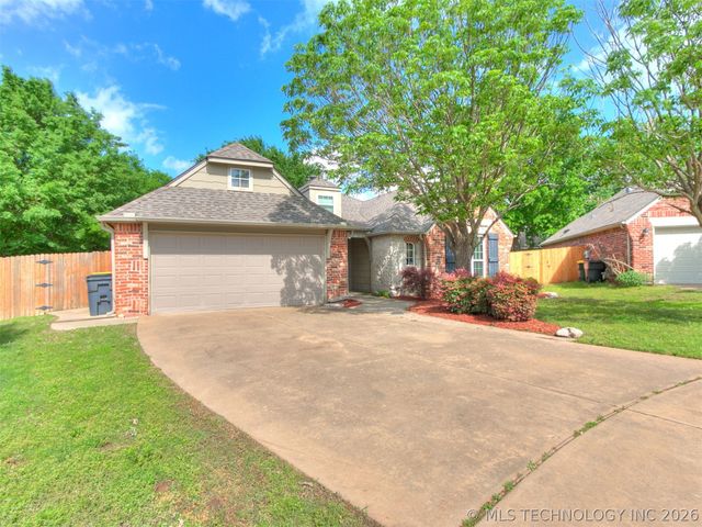 1001 W 120th Court S, Jenks, OK 74037