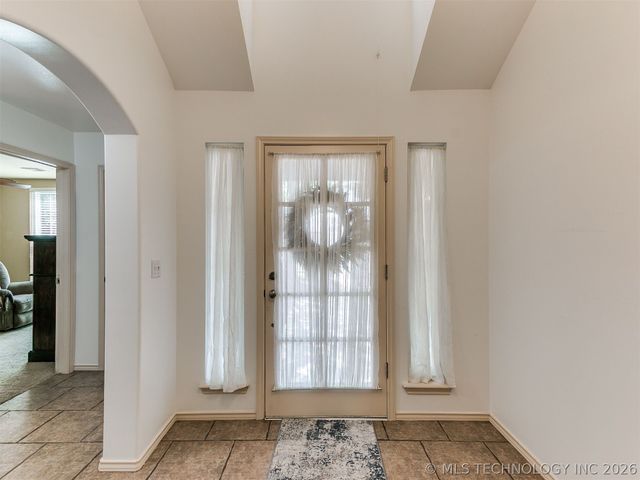 1001 W 120th Court S, Jenks, OK 74037