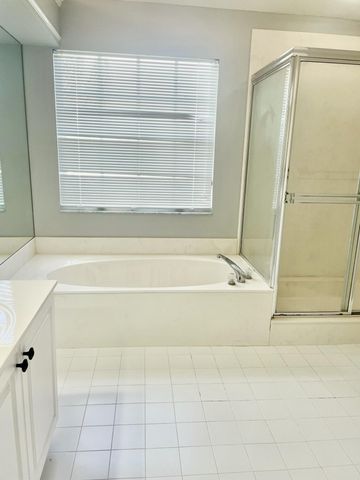 21539 Saint Andrews Grand Circle 42, Boca Raton, FL 33486