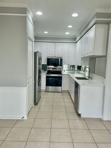 21539 Saint Andrews Grand Circle 42, Boca Raton, FL 33486