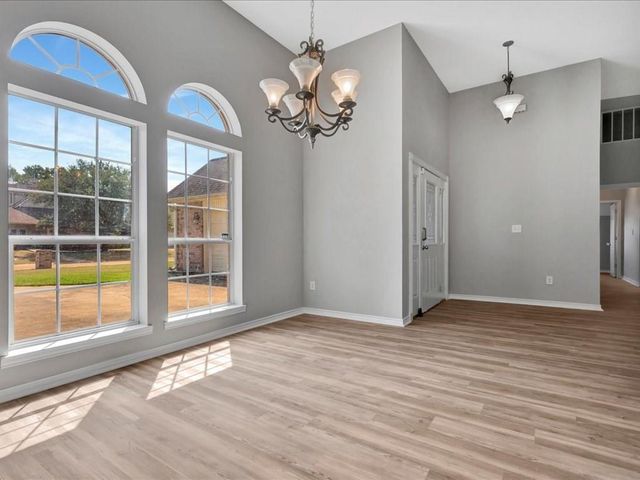 448 Ashwood Bend, Lufkin, TX 75904