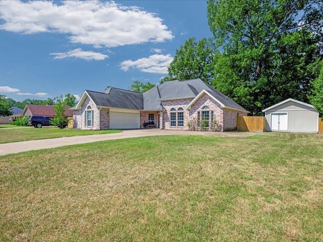 448 Ashwood Bend, Lufkin, TX 75904