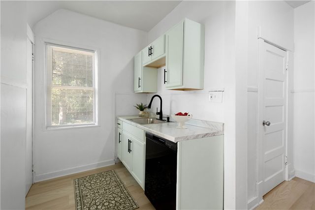 133 Eckert St, Leet Twp, PA 15003